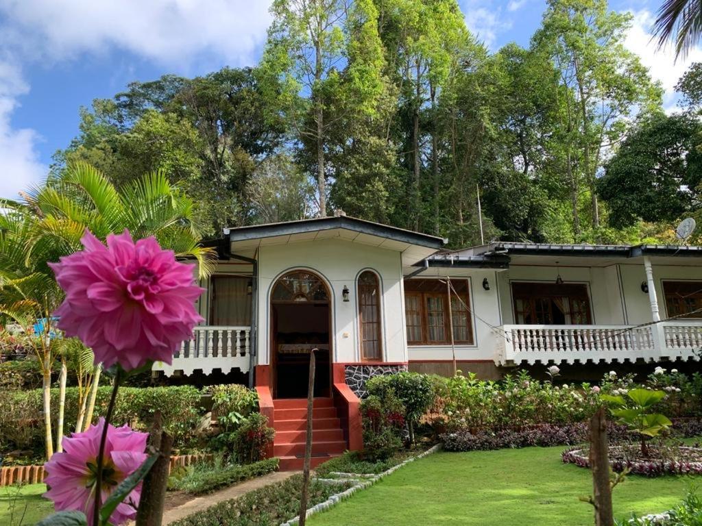Eeshani Guest Inn Ella Exterior photo
